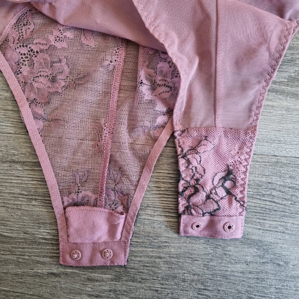 NWT - La Senza Floral Lace & Mesh Bodysuit Size M - Picture 16 of 16